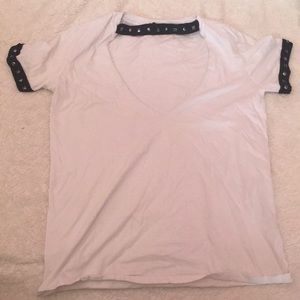 White tshirt with studded choker